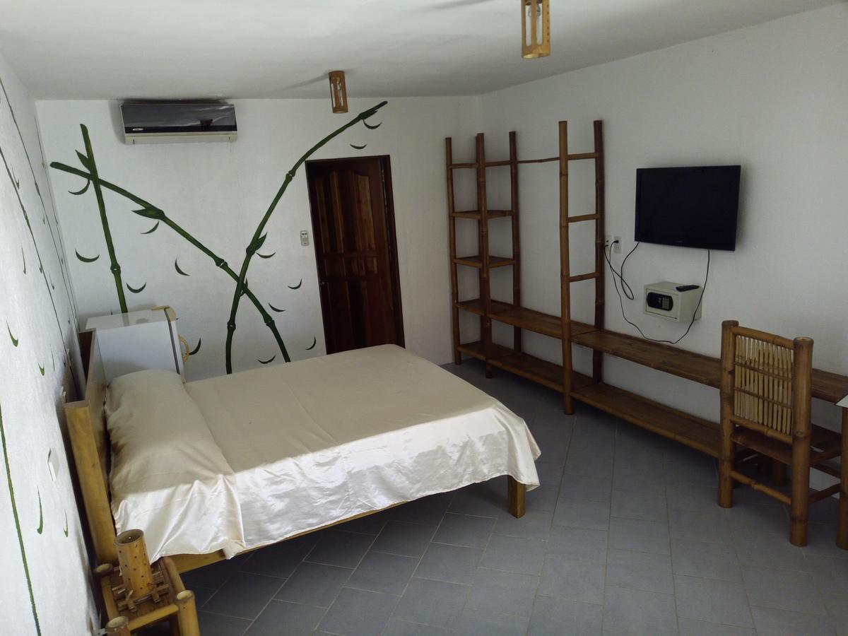 Ocean Bay Beach Resort Dalaguete Exterior photo