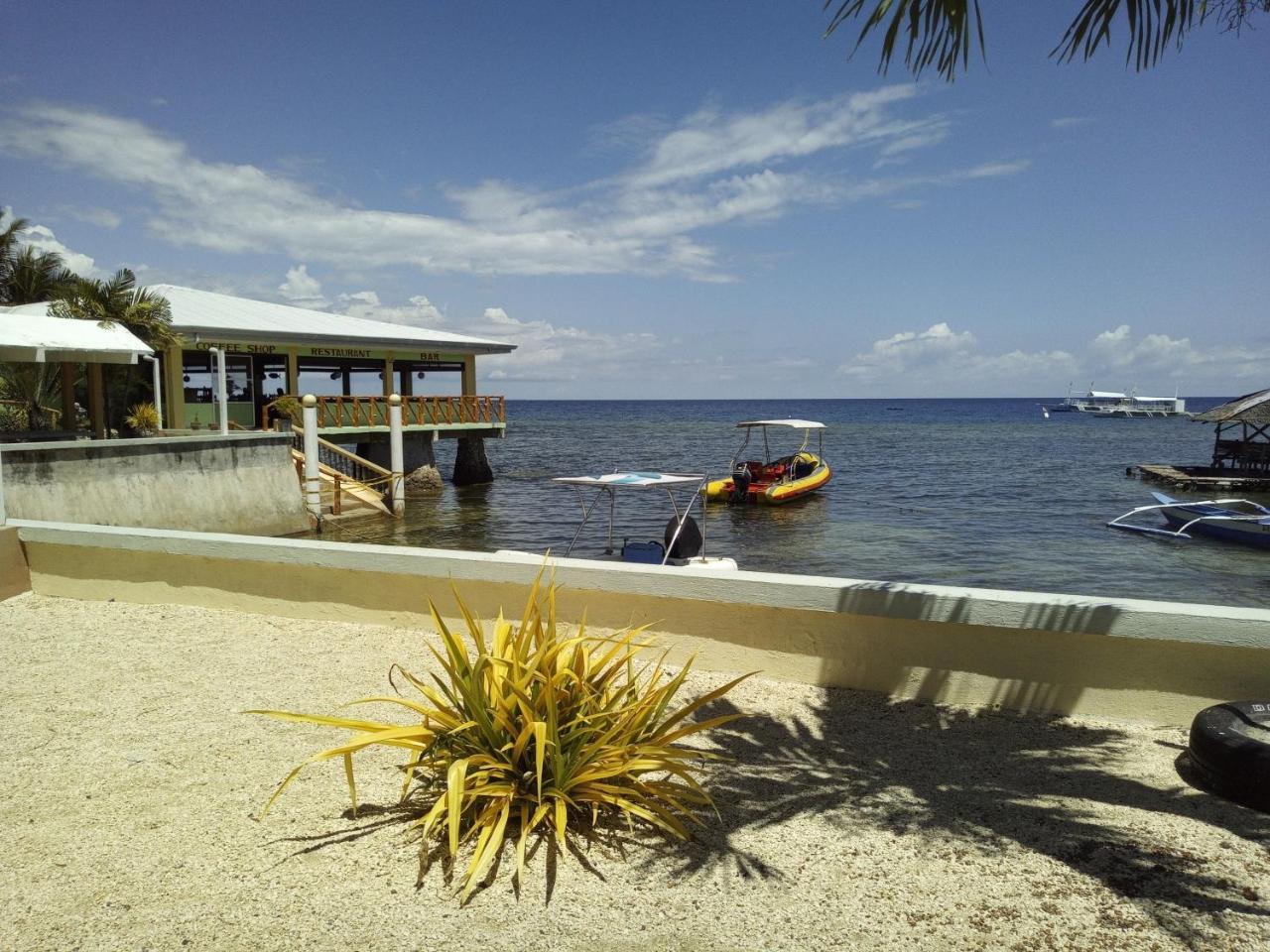 Ocean Bay Beach Resort Dalaguete Exterior photo